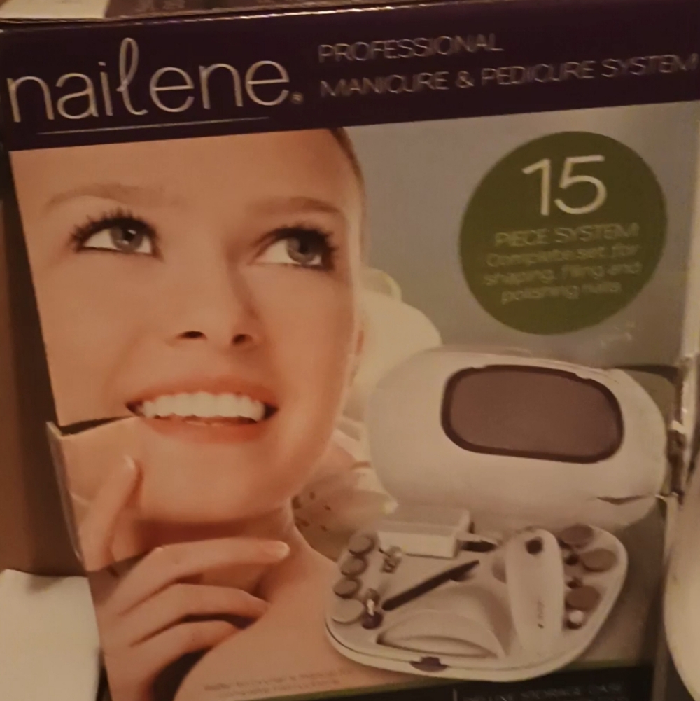 Professional Manicure & Pedicure System - White